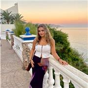 Maestra de infantil y primaria con experiencia en todos los cursos, apta para impartir refuerzo en todas las asignaturas